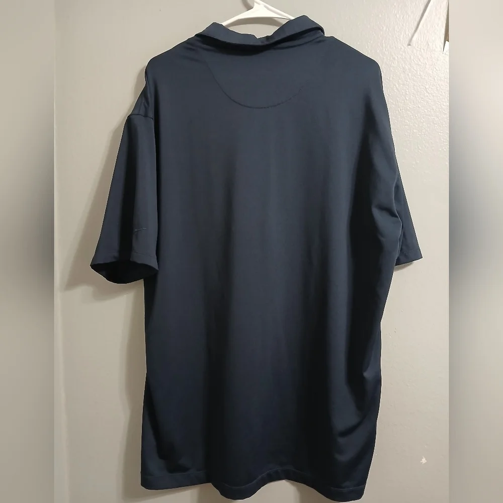 Nike‎ Men's Navy Polo Shirt with Striped Design